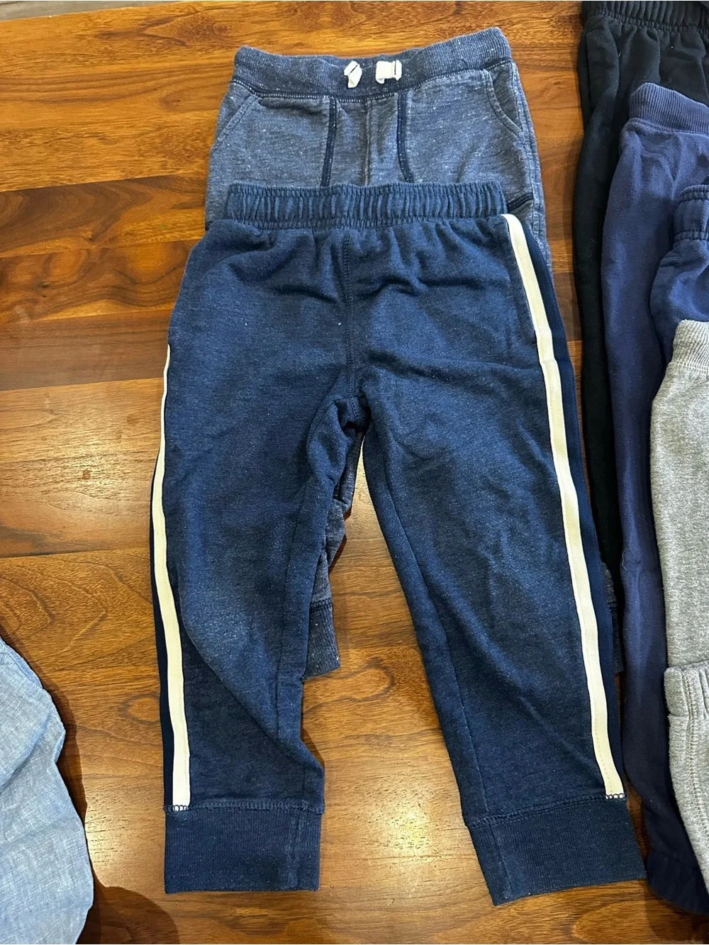 Boys Carter’s Bundle active pants sizes 5T and 6T